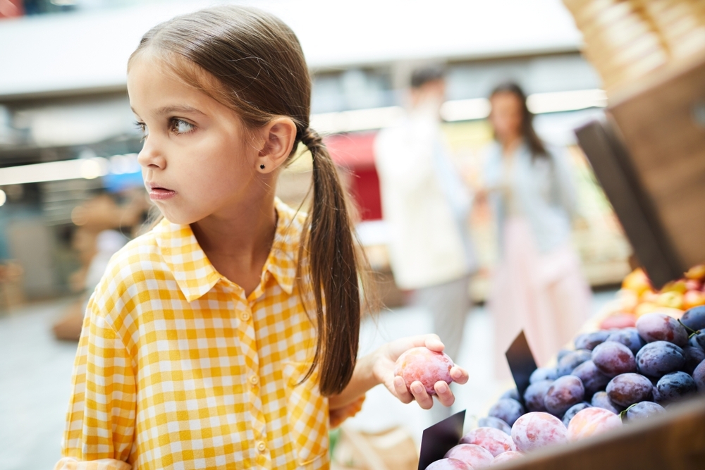 young kid shoplifting